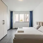 Talea Comfort 1 By Pikhost 公寓 Lezhë