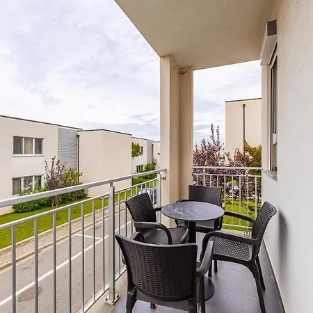 Talea Comfort 1 By Pikhost * Lezhë